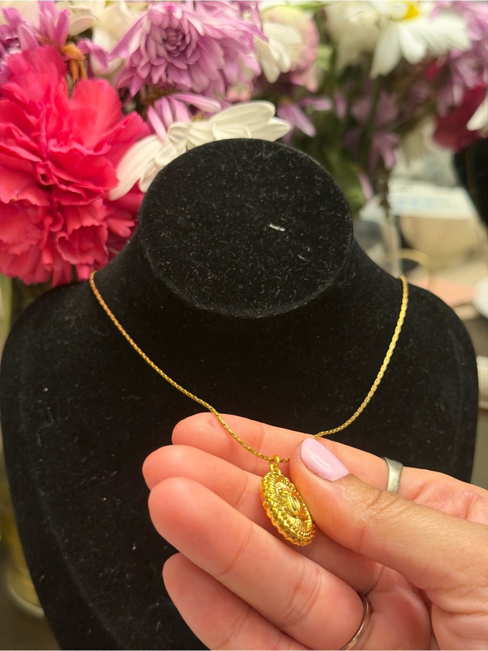 CC charm on Gold stainless steel gold Necklace - Picture 3 of 6